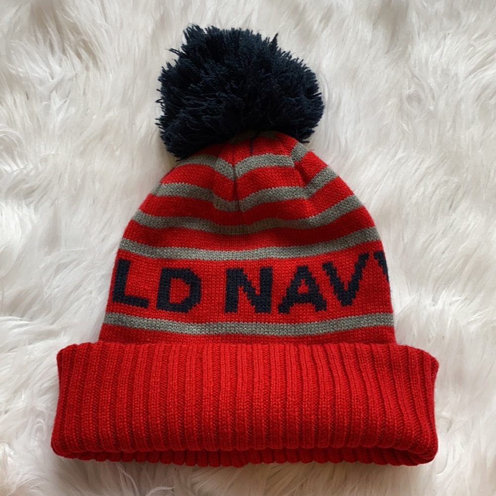 Old Navy • Sporty Pompom Beanie